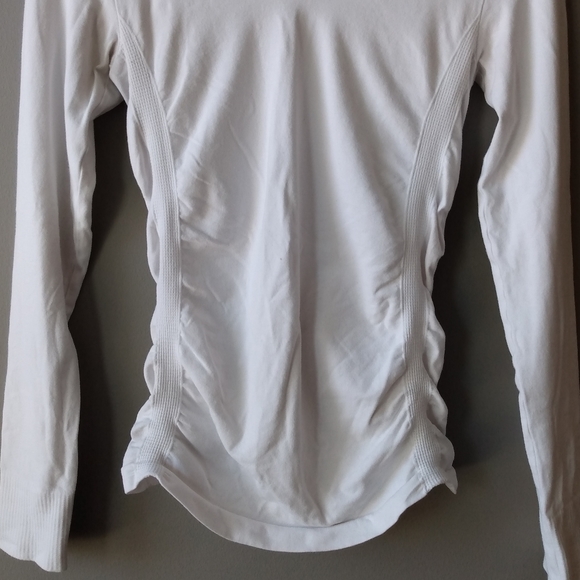 Athleta Long Sleeve Ruched Top - Picture 2 of 7